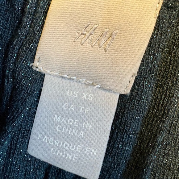 H&M pleated sparkle green stretchy elastic waist pull on knee length skirt XS - Picture 5 of 7